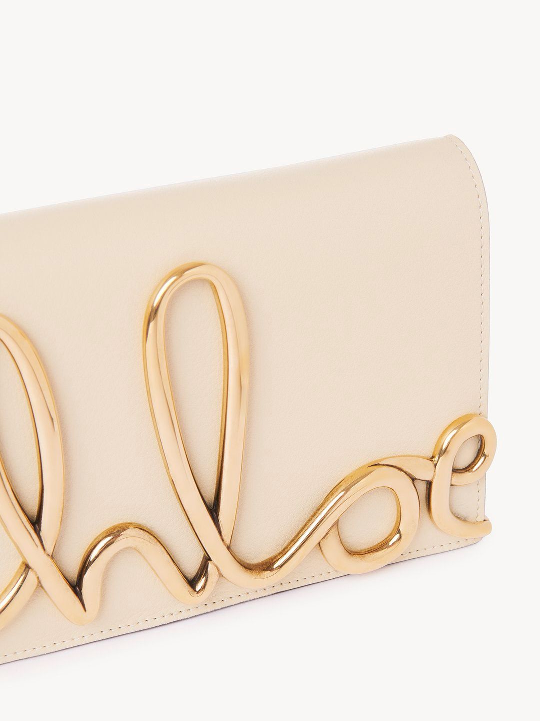 The Chloe iconic crossbody bag in soft leather